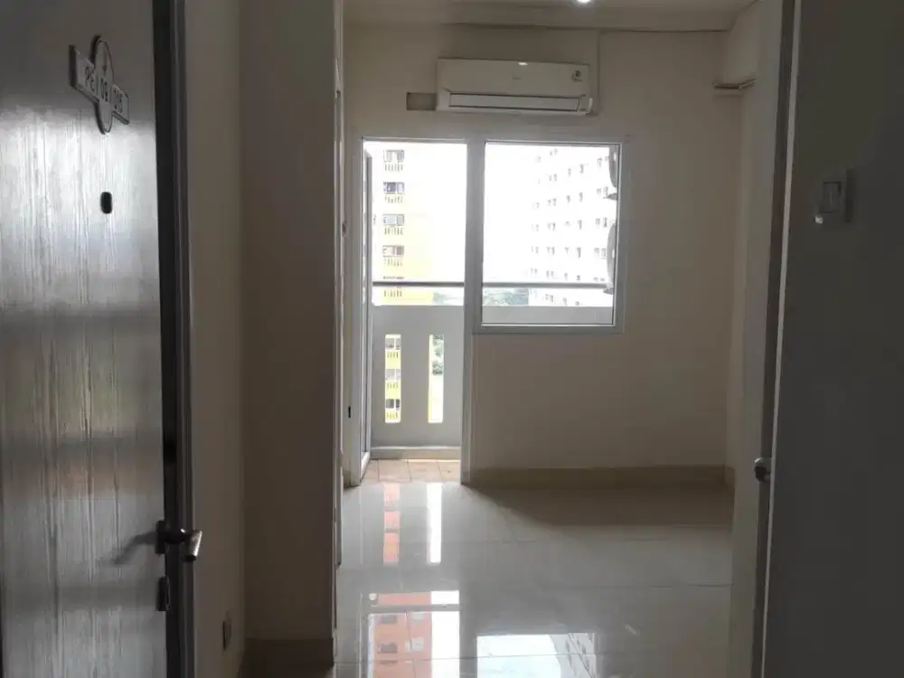 Di Jual Cepat Apartemen Hunian Atas Mall Harga Murah Unfurnished