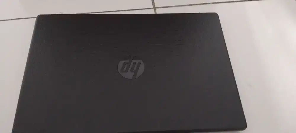 2 unit laptop baru merk HP