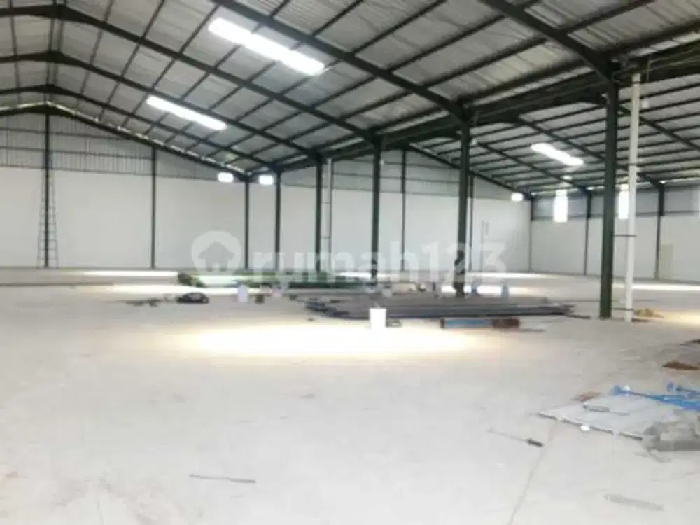 Gudang Baru Siap Pakai