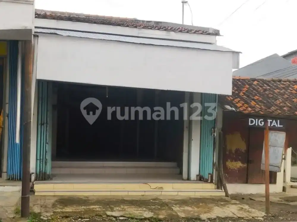 Ruko Dekat Pasar Pagi Cocok Untuk Usaha