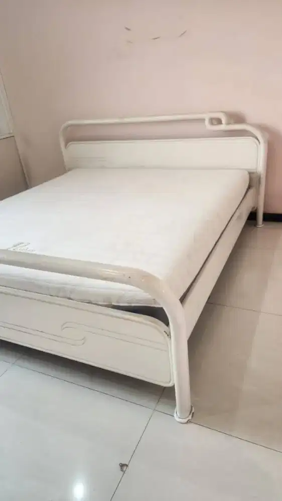 1 set dipan kasur latex SERTA Passion UK 180 x 200