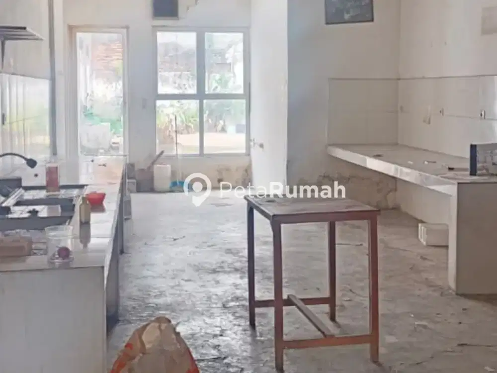 DISEWAKAN RUMAH JALAN DARAT - MEDAN PETISAH (HANNY)
