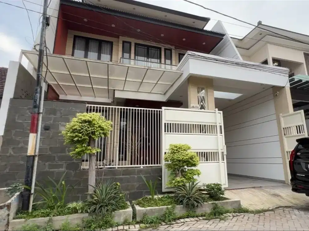 Dijual rumah klampis semolo timur