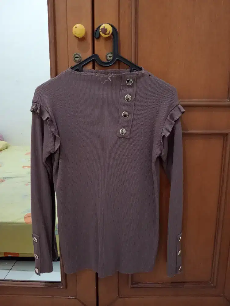 PRELOVED KAOS WANITA