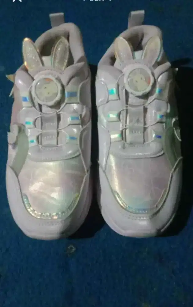 SEPATU ANAK UK 35