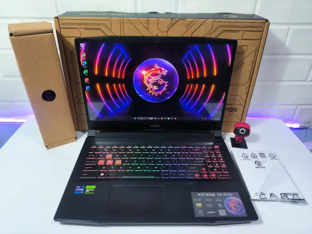 MSI Katana 15 B13VGK i9-13900H RTX 4070 16GB 1TB WQHD 165Hz 100% sRGB