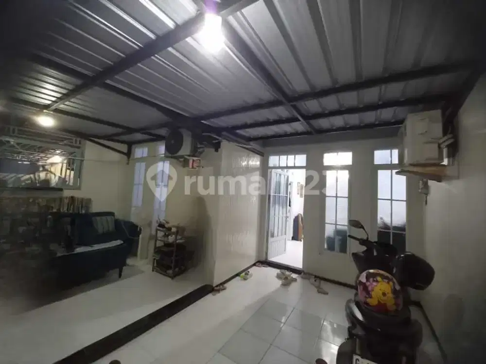 Rumah Semi Furnised Lokasi Strategis Pusat Kota Tegal