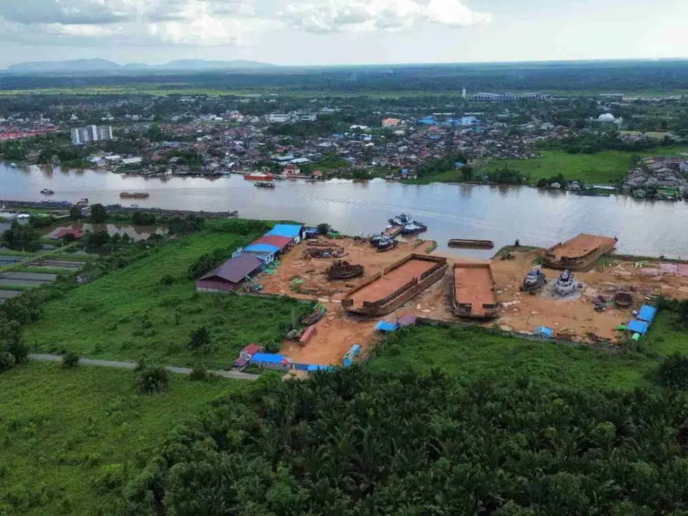 Tanah Desa kapur Ambangah sampai Sungai Kapuas