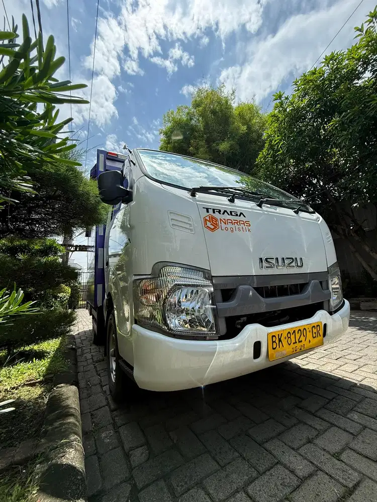 (ANTIK SEPERTI BARU) 2025 BOX JUMBO TRAGA ISUZU 2.5 MT PICK UP 2024