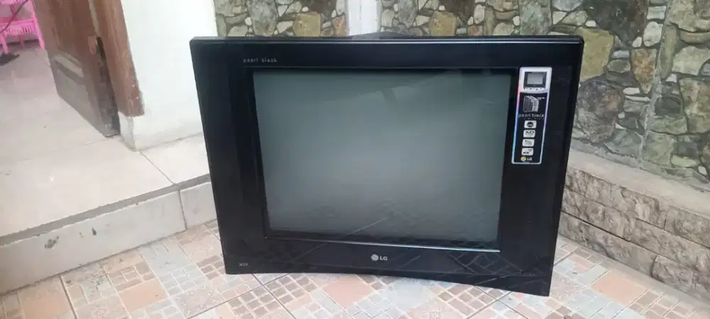 Jual tv LG SLIM 21 inc normal siap untuk d antar