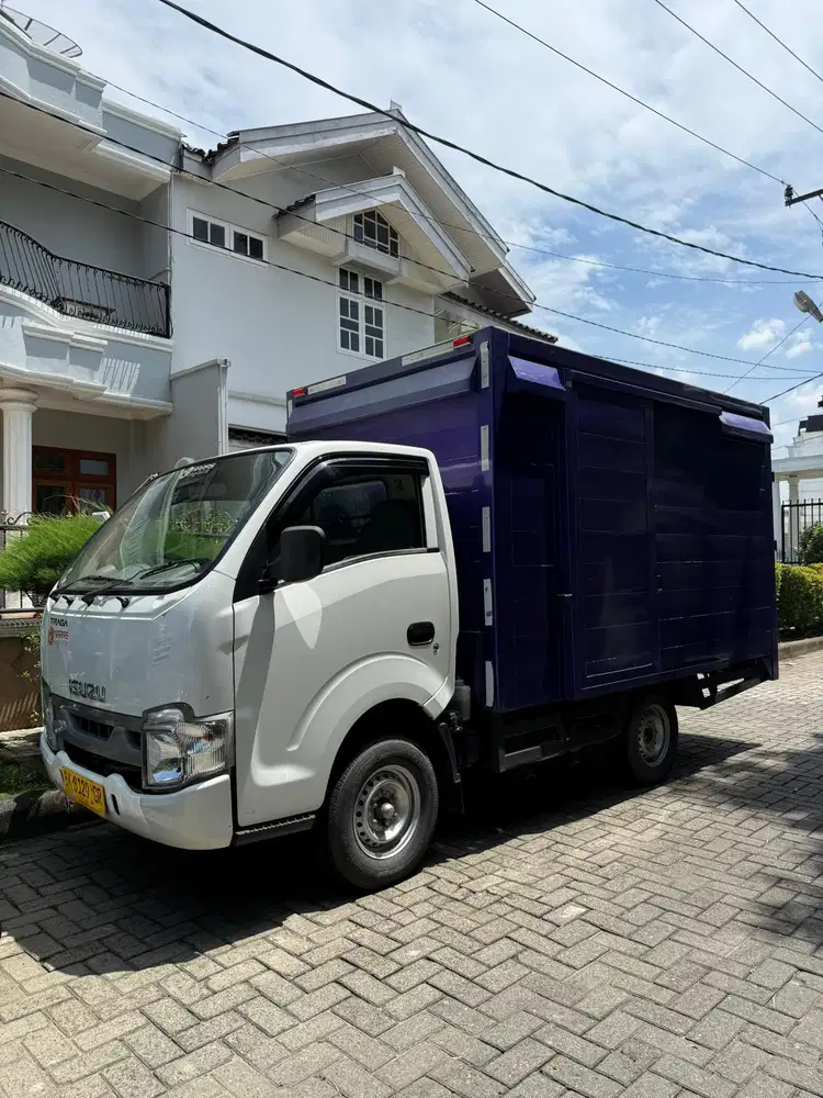 KM20RBAN 2025 CASH BK KUNING BOX JUMBO TRAGA ISUZU 2.5 MT PICK UP 2024