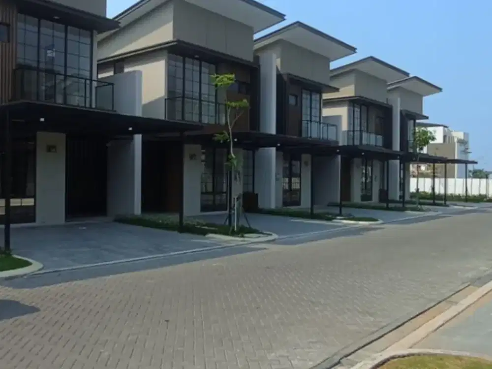 disewakan rumah villa pasir putih di pik 2 8x15 brand new