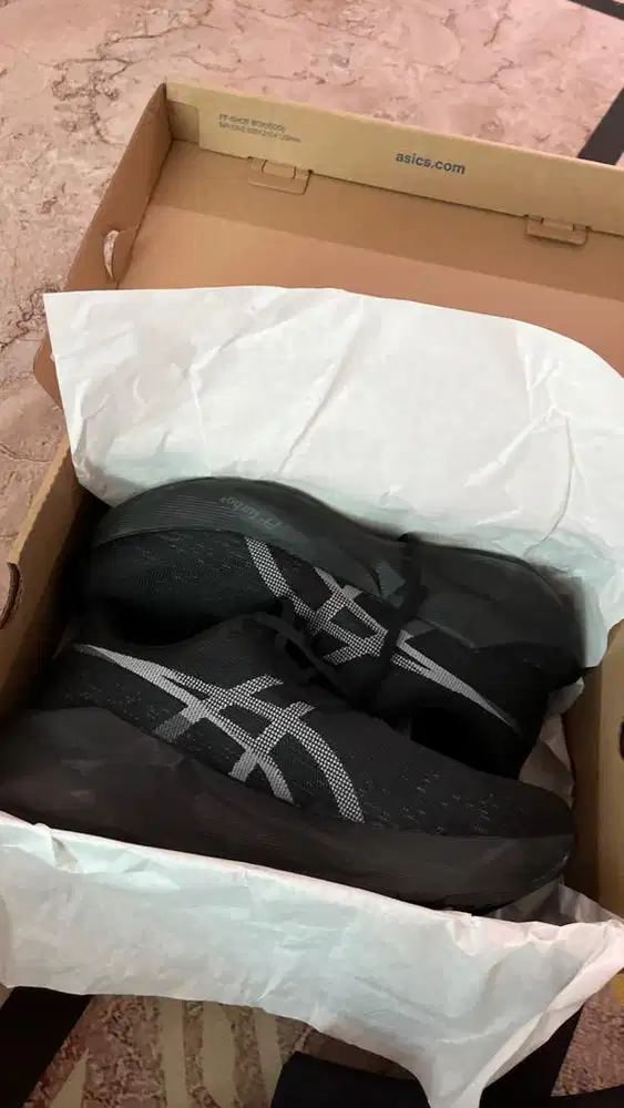 Asics Novablast 6