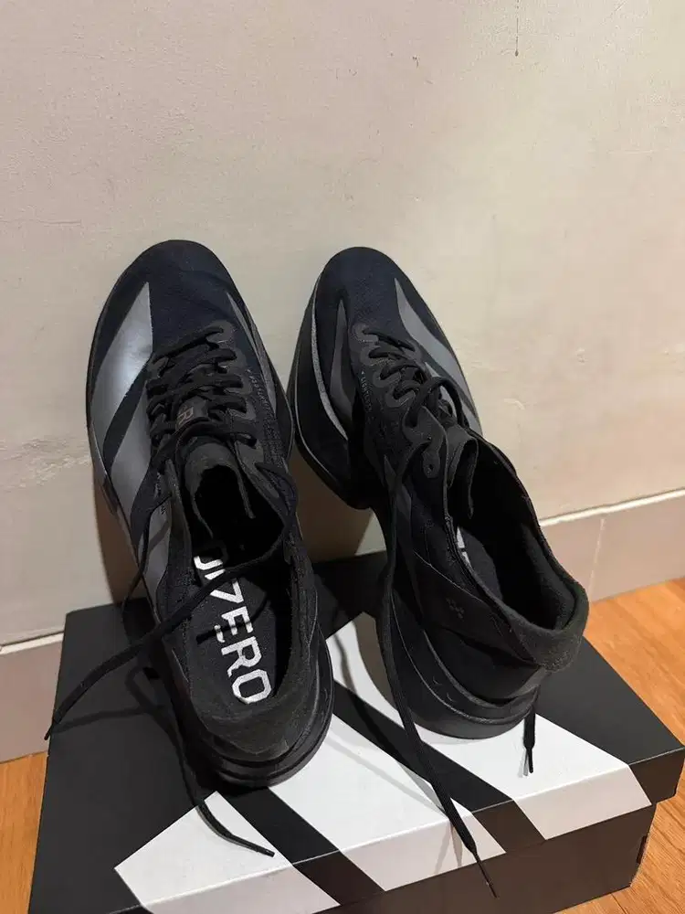 Sepatu Lari Pria Adidas Adizero Adios Pro 4 Core Black