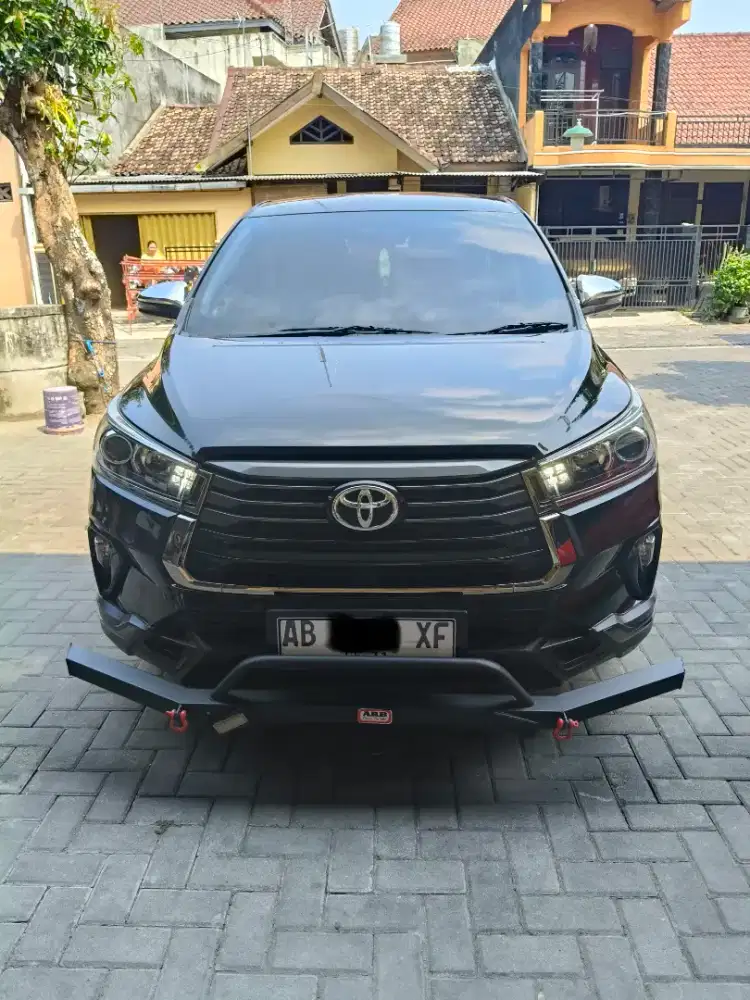 Dijual Mobil Innova Diesel Venturer 2021