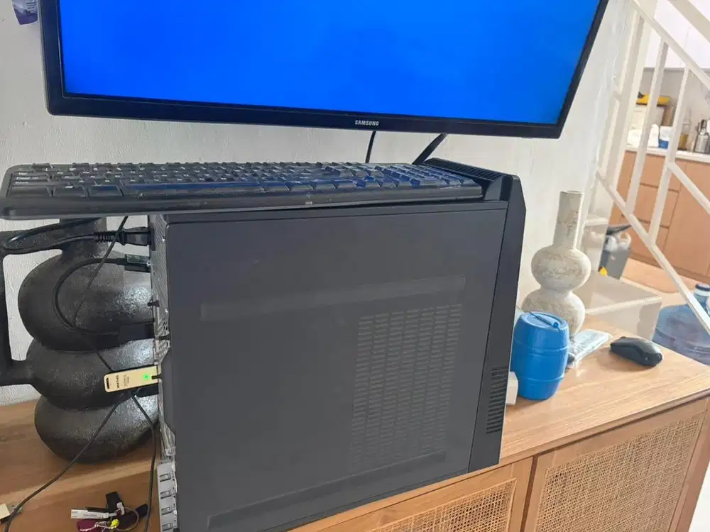 PC Lenovo m73 core i3 gen 4 Ram 8GB HDD 1TB