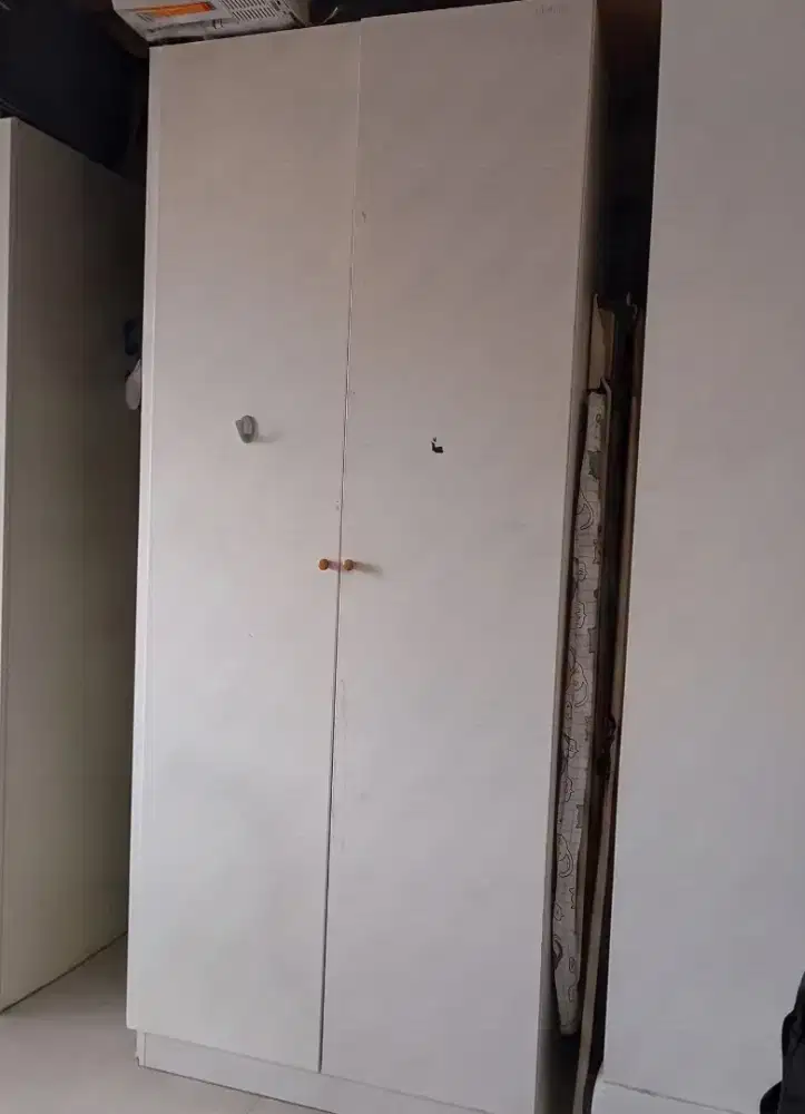 Lemari besi informa