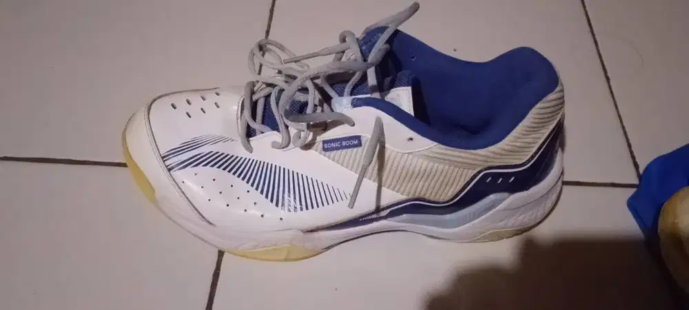 sepatu batminton Lining sonic boom second ori