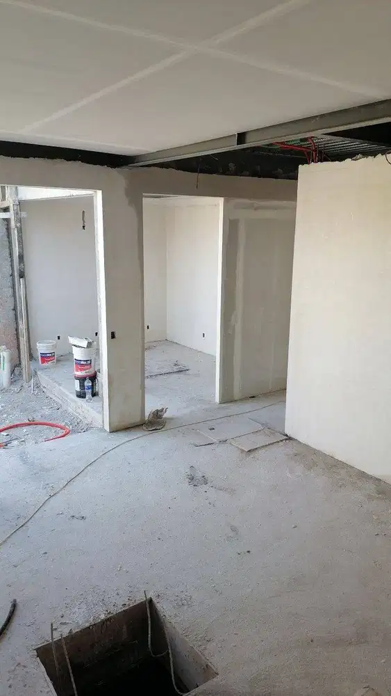 Jasa Tukang Pasang Plafon Partisi Wall Moulding Sekat PVC GRC Gypsum