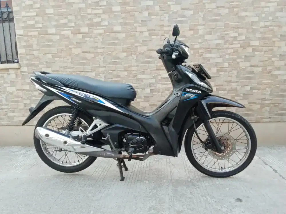 Dijual Honda Revo fit fi thn 2018 mulus komplit PAJAK panjang