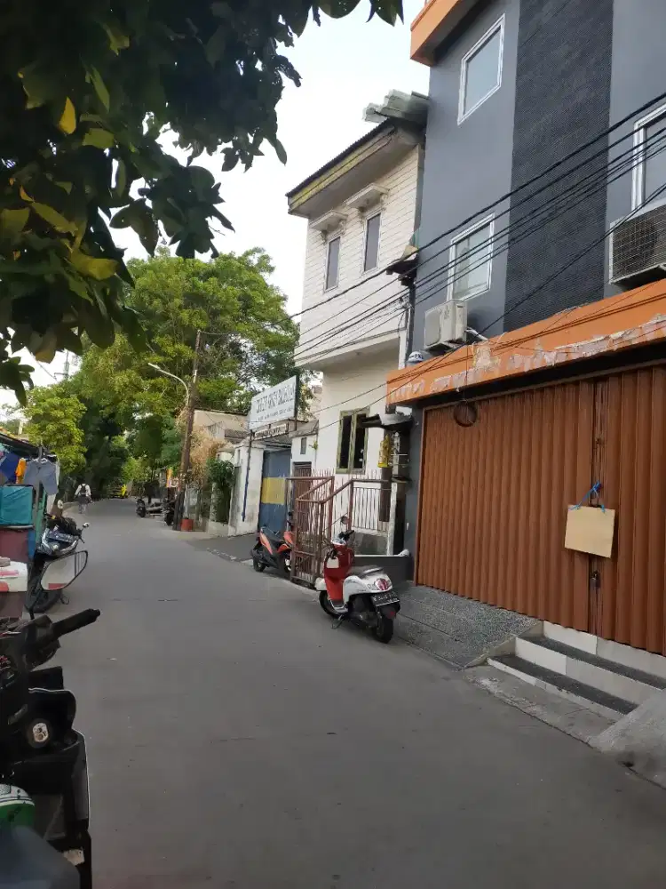 Sewa rumah murah lokasi strategis