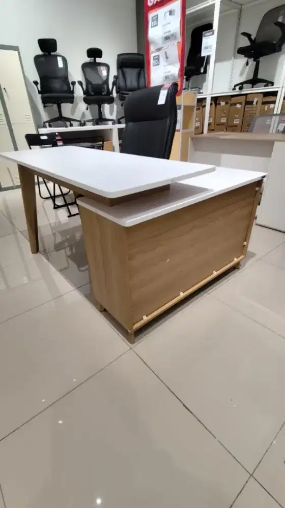 Meja kantor murah