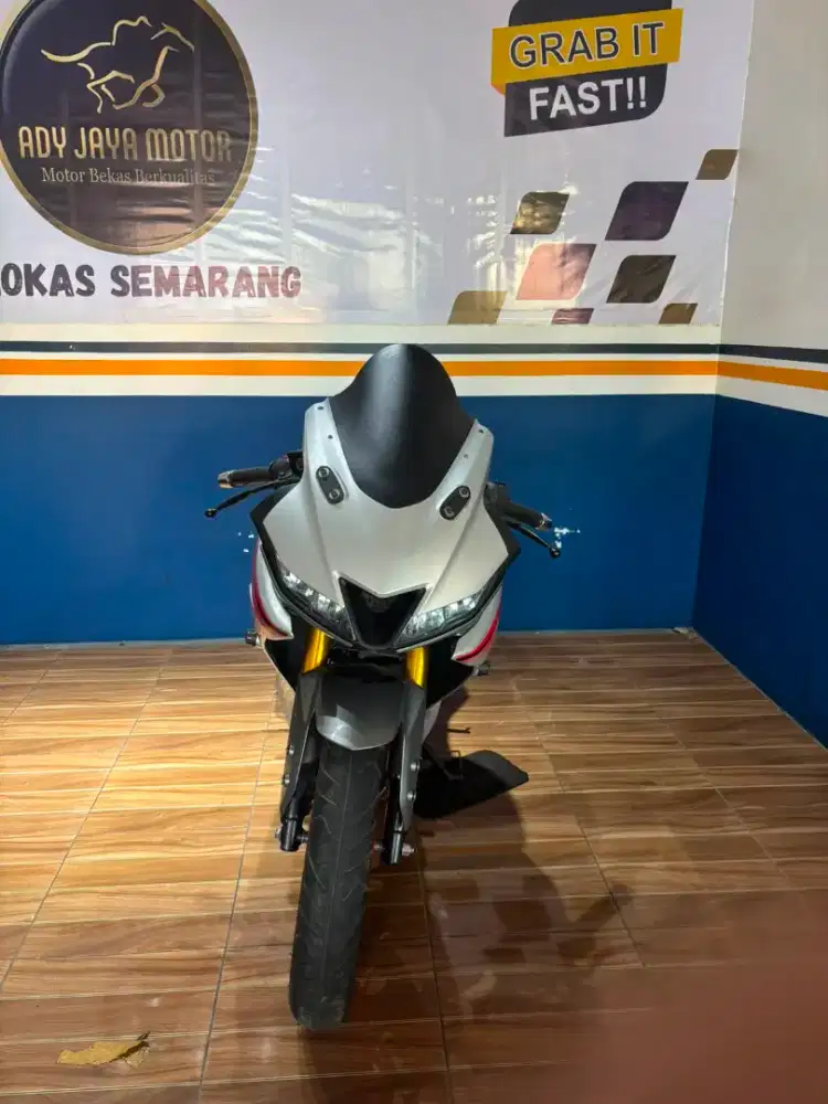 Yamaha R15 V3 2021