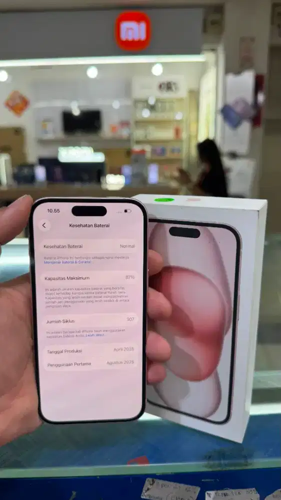 Jual iphone 15 128 GB ibox fullset BH 87% garansi off bln 8 2026 mulus