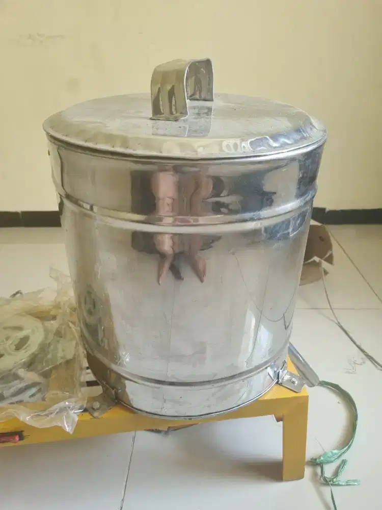 Spiner peniris minyak