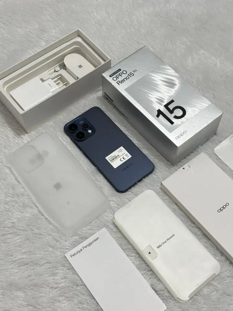 Oppo Reno 15 8/256GB Resmi Garansi 4 April 2027 - Twilight Blue