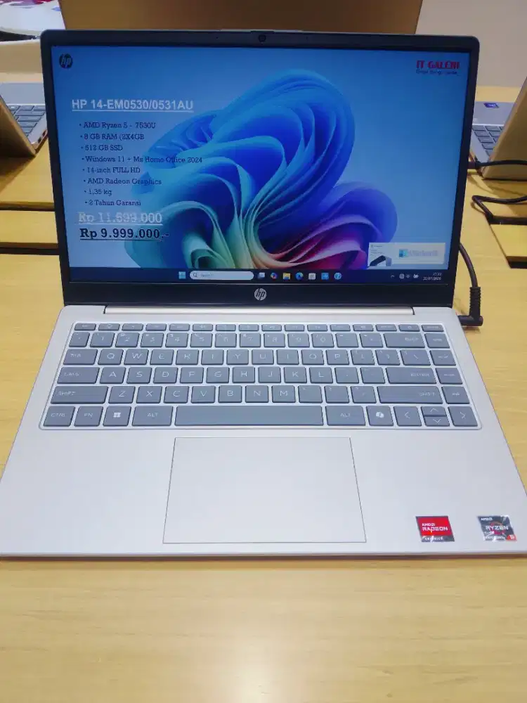 Laptop HP 14-EM0530/0531AU