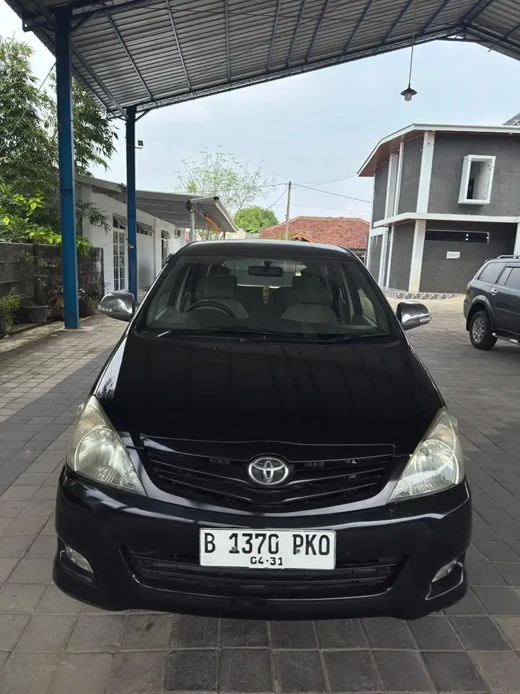 Toyota Innova 2.0 E M/T