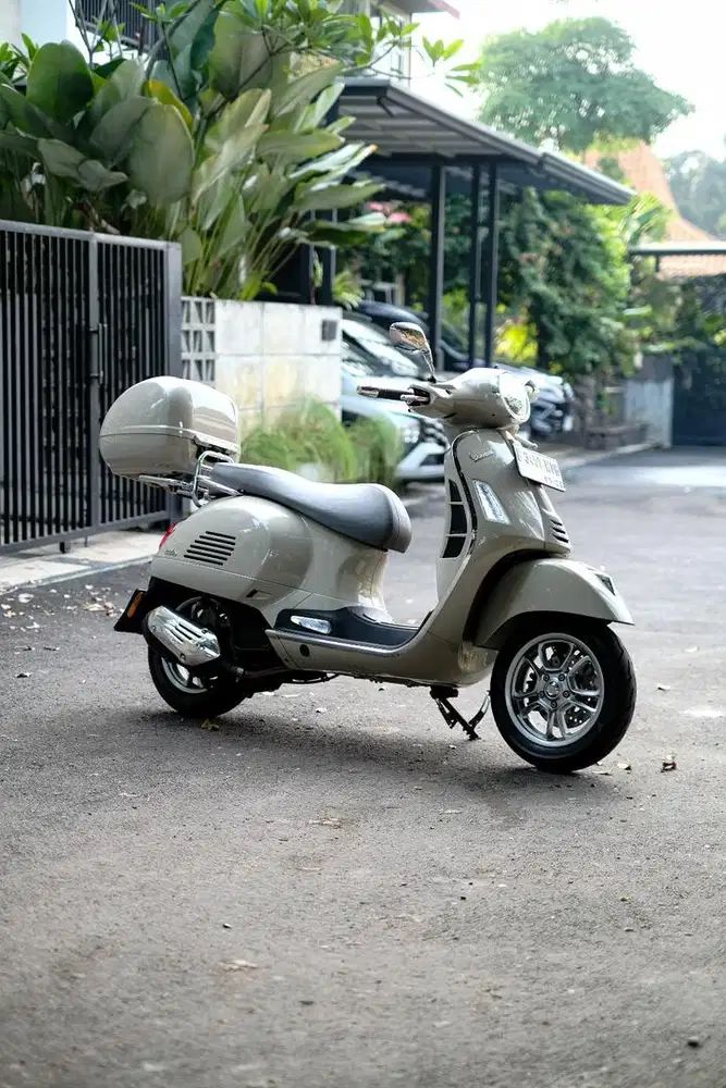 VESPA GTS 150 4V IGET FACELIFT KEYLESS 2023