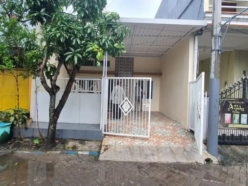 Jual Perumahan Graha Menganti Gresik SHM, rombak total, seperti baru, full renovasi termasuk ganti cat, atap.