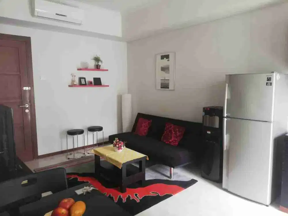 Dijual Unit Apartemen Royal Mediterania Garden Residence Jakarta Barat Kondisi Furnished Tipe 3 BR dan Lokasi Strategis