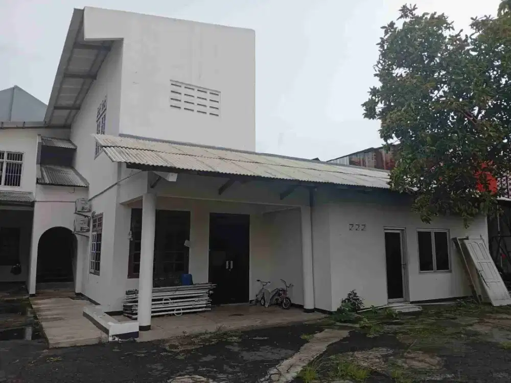 Disewakan Gudang dan Bangunan Dengan Luas Tanah seluas 2600 m2 di Condet. Jakarta Timur