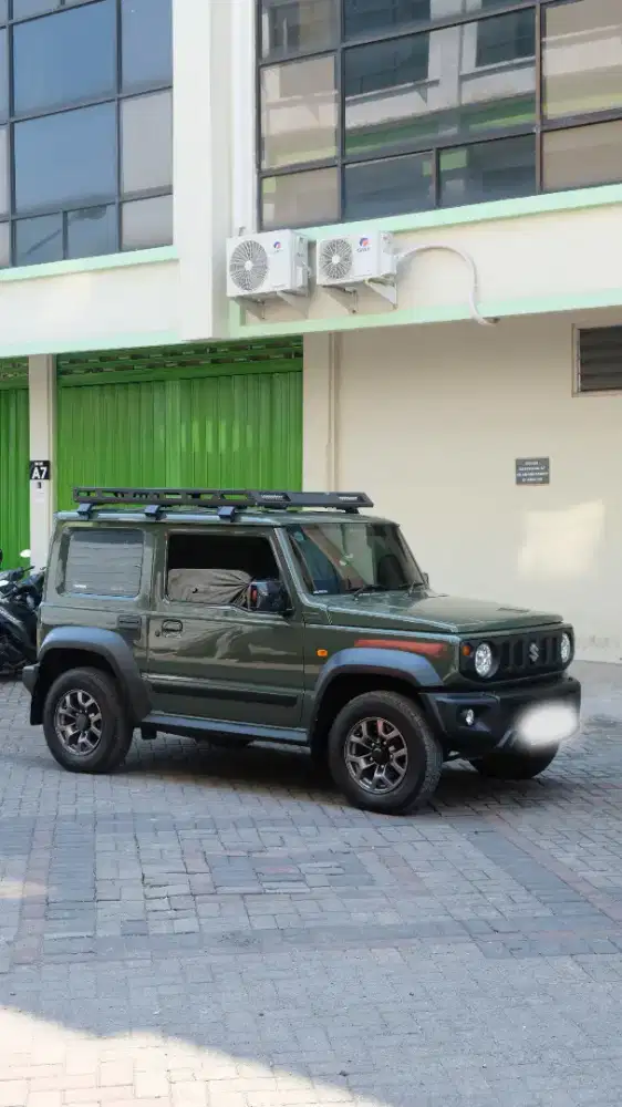 Suzuki Jimny All Grip 4x4 AT 2022 Istimewa Low KM