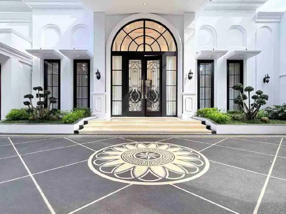 New Renovated House in Menteng for Rent