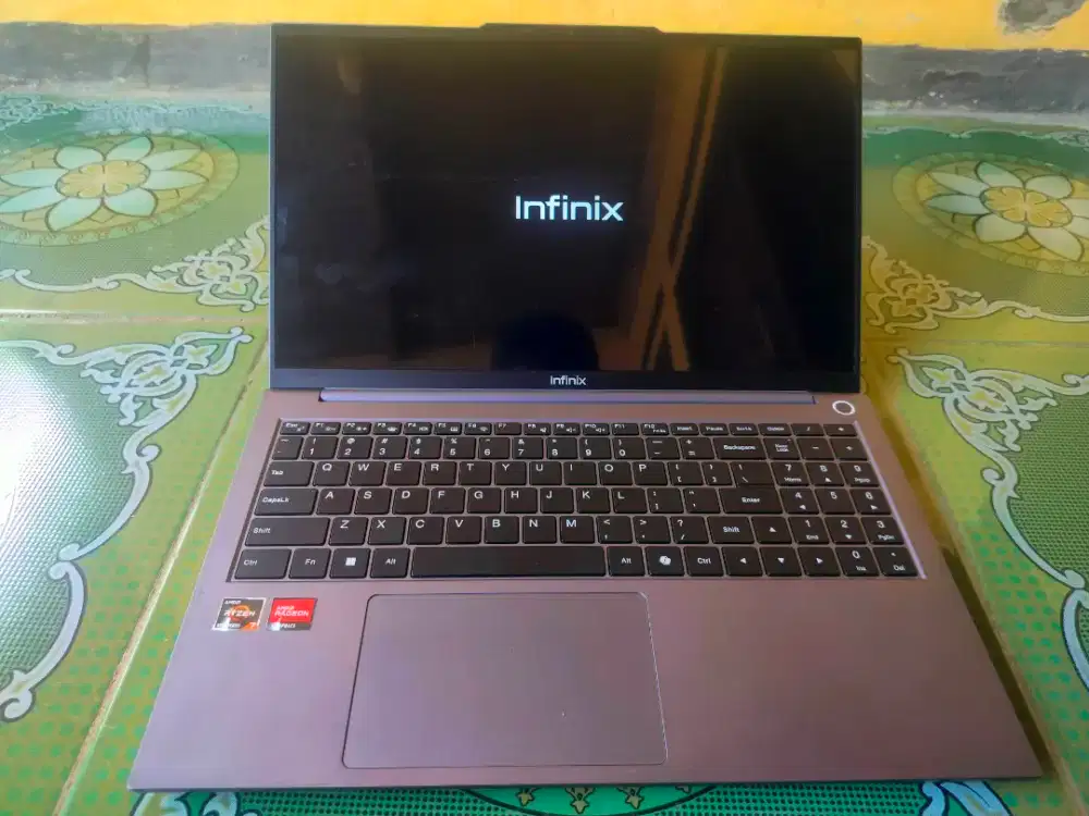 Infinix XBook B15 Ryzen 7 5825U RAM 16GB SSD 512GB