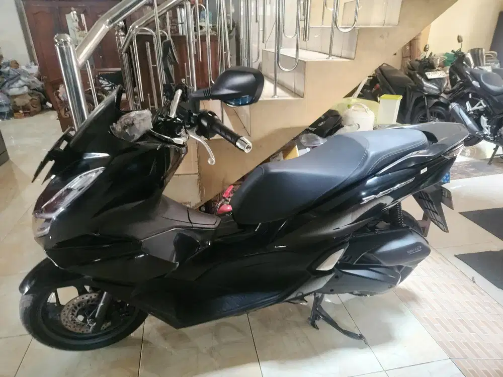 Pcx 160 cbs hitam 2023 Gbm bisa tunai // kredit