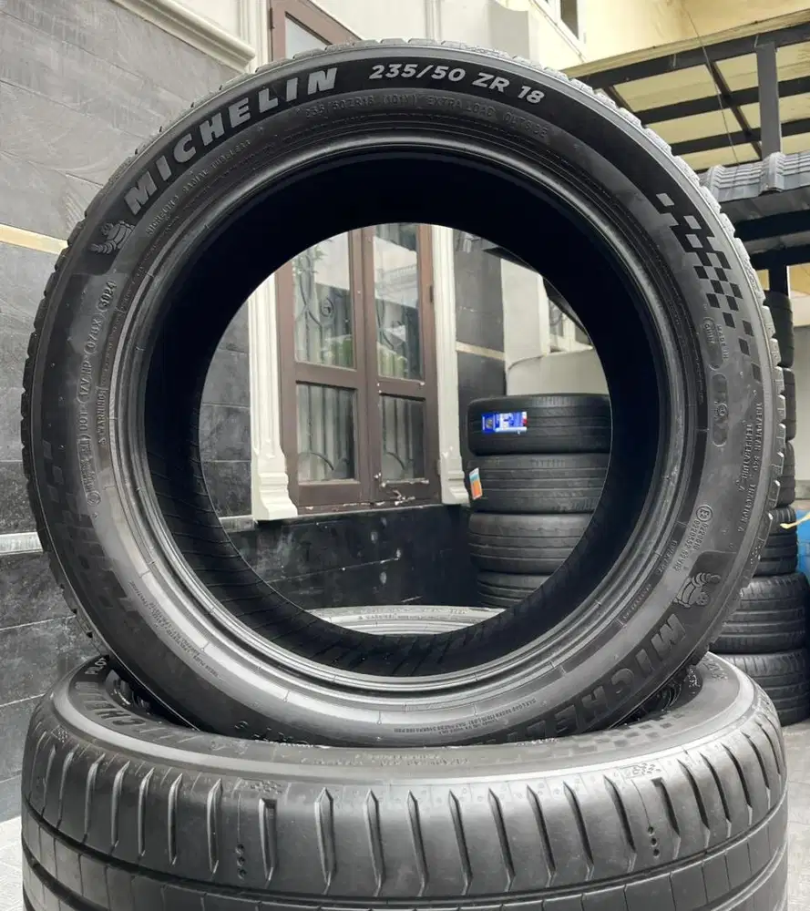 Michelin Pilot Sport 5 235/50/18 Alphard Vellfire Zenix Camry Innova