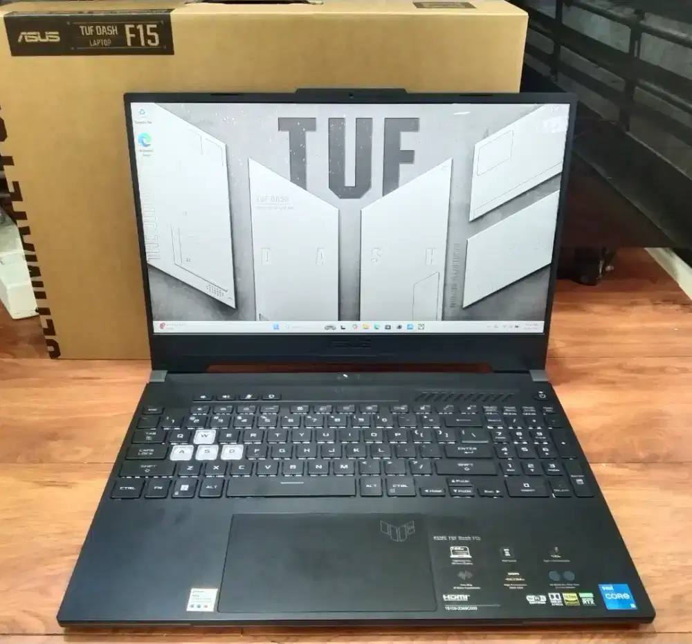 ASUS Tuf Gaming Dash F15
Core i5 12450H
RAM 8GB/SSD 512GB/RTX3050 4GB