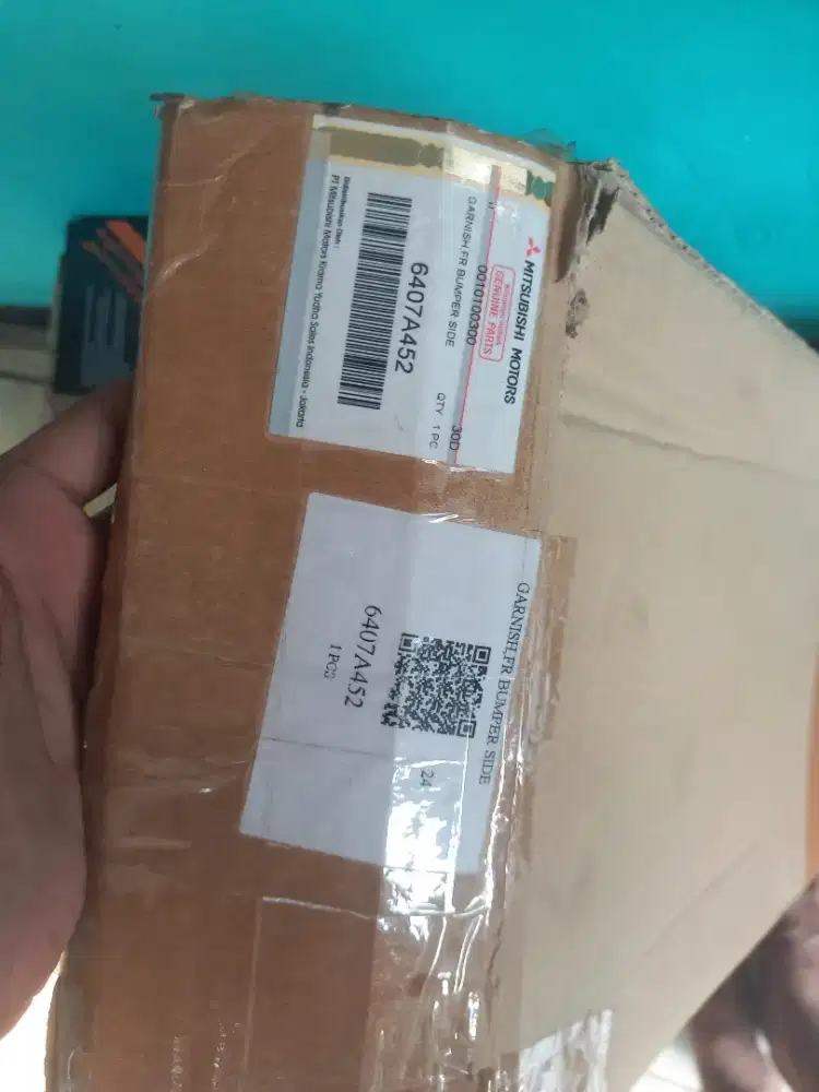 Garnish lampu toyota expander