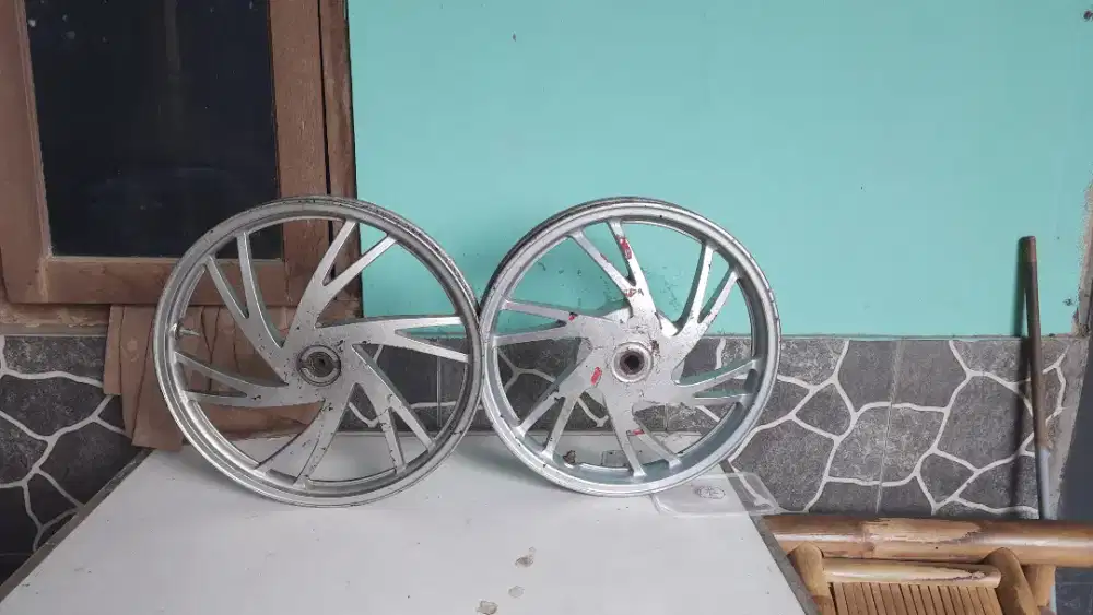 Di Jual 1Set Velg Motor Skywave (Orisinil Copotan)