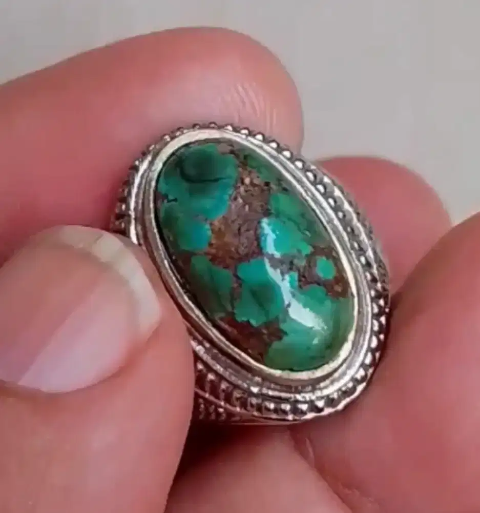 Pirus persia lawasan iji gradasi dim kantoran