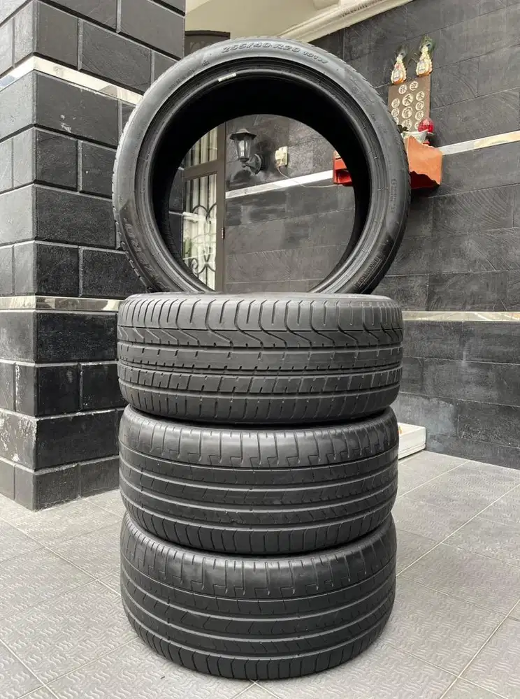 255 40 20 Pirelli Pzero R20 Alphard Vellfire Lexus BMW Mercy Harrier