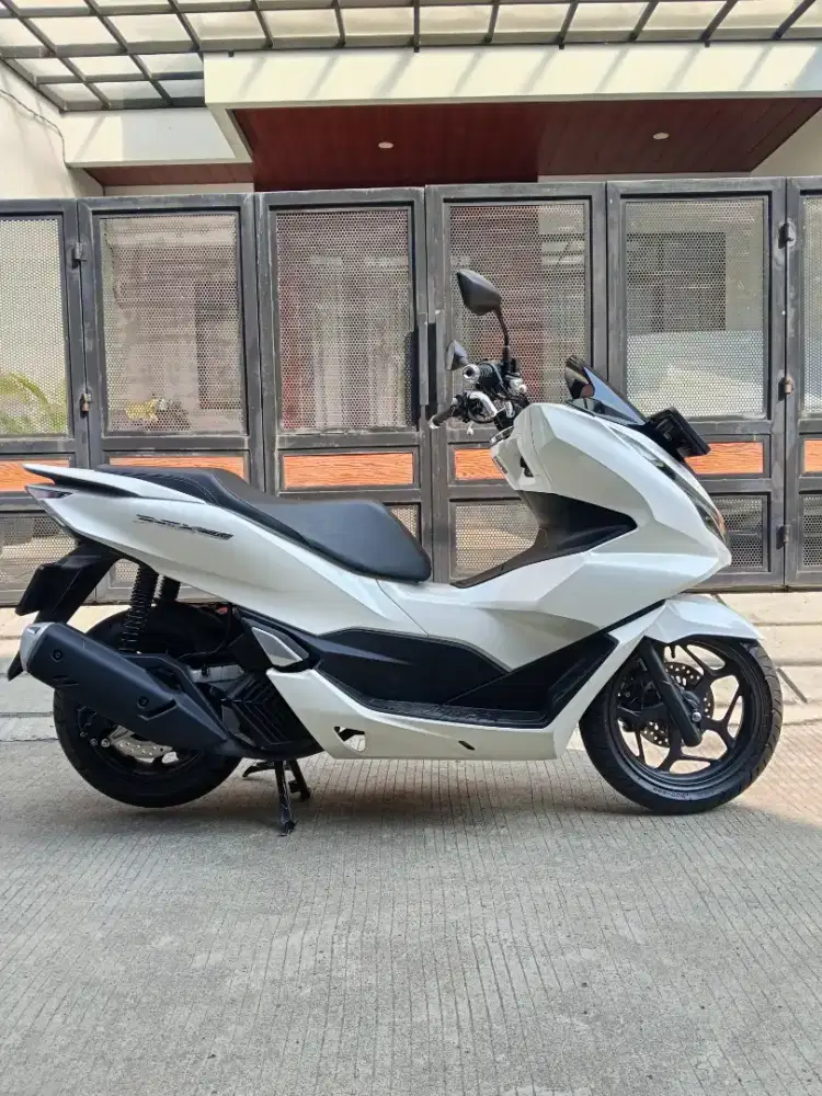Honda new PCX CBS 160cc THN 2024 KM rendah 600