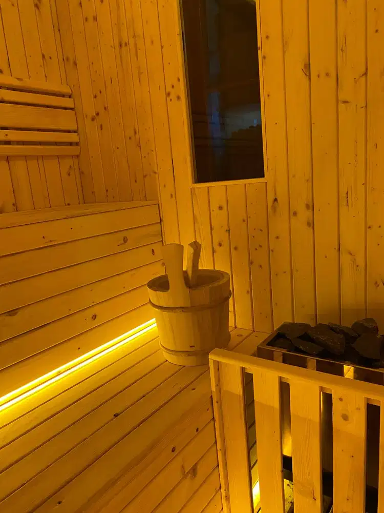 Sauna siap pakai ukuran 1.5m x 1.7m x 2.2m