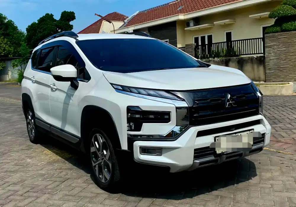 Mitsubishi Xpander Cross Premium At 2023 (Low KM)
