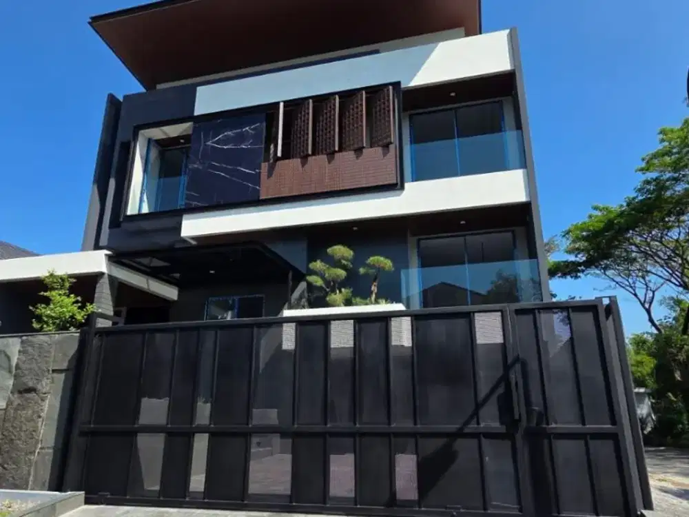 Rumah Minimalis Modern di Bukit Golf Internasional GE Citraland Surabaya Barat